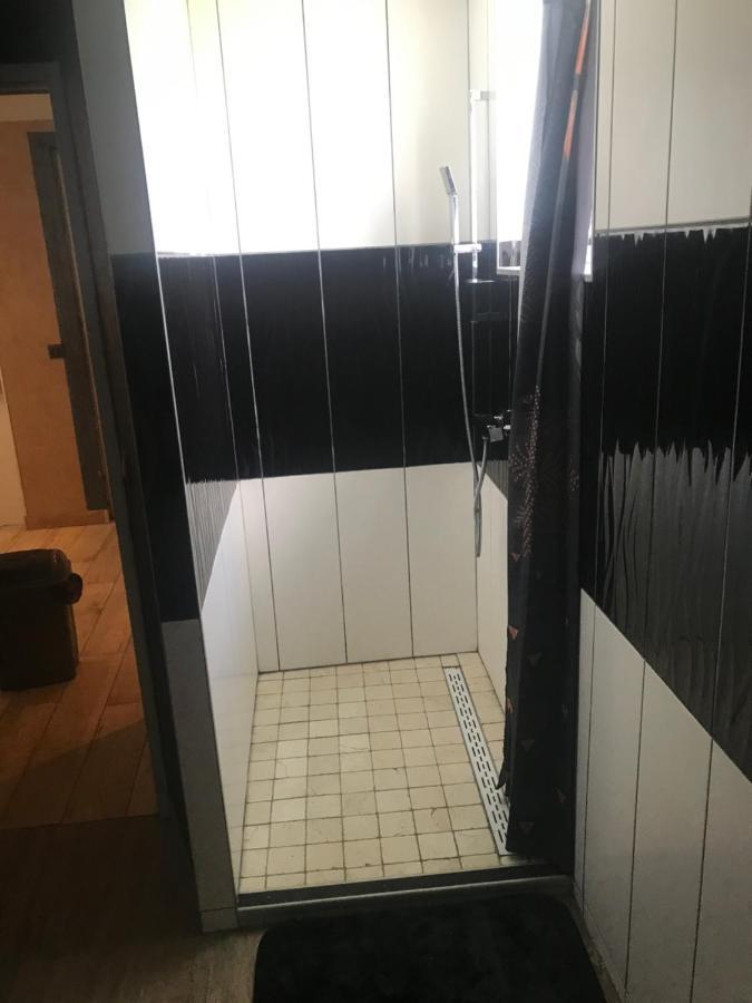 F3 Bord De Loire Complet Apartment Decize Exterior photo